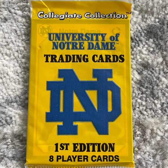 NOTRE DAME COLLECTOR'S CARDS - Picture 2 of 4